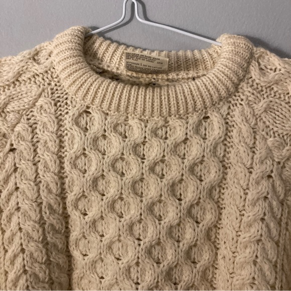 Carriag Donn Scotland Fisherman sweater cream knit cable knit size medium - Picture 2 of 8